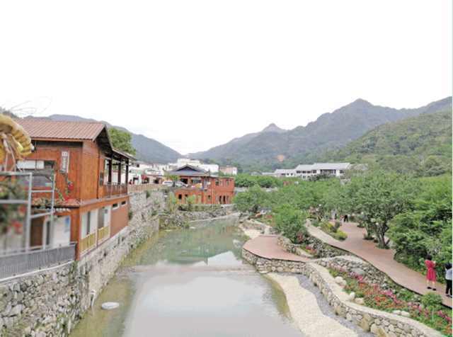 汕尾市陆河县的省定贫困村螺洞村成功打造示范村，积极发展乡村旅游。